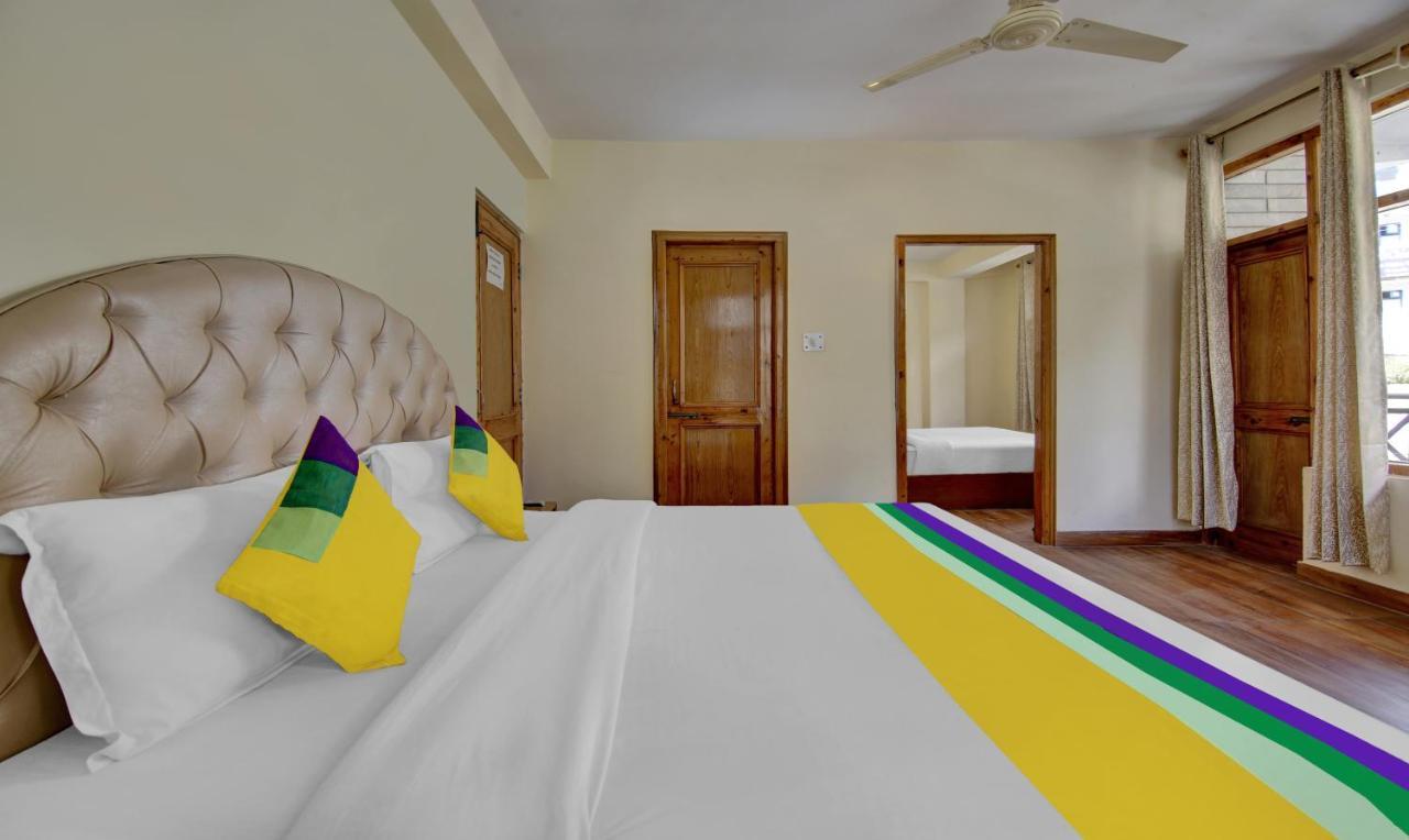 Chichoga Holiday Inn Manāli Kültér fotó