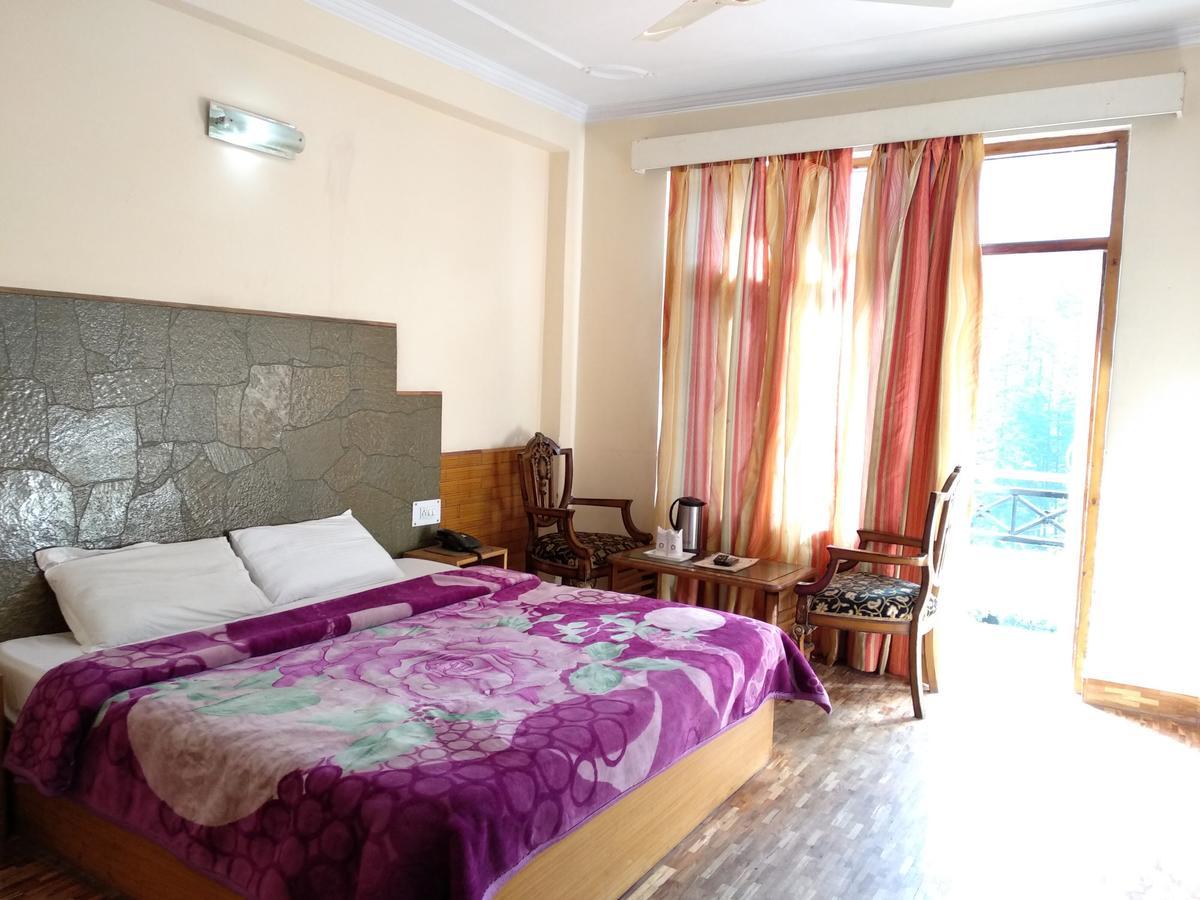 Chichoga Holiday Inn Manāli Kültér fotó